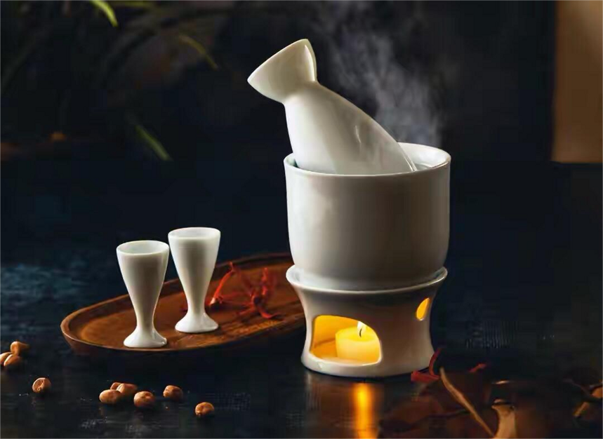 白酒应该“热着喝”还是“凉着喝”?区别很大,弄懂再喝好处多!